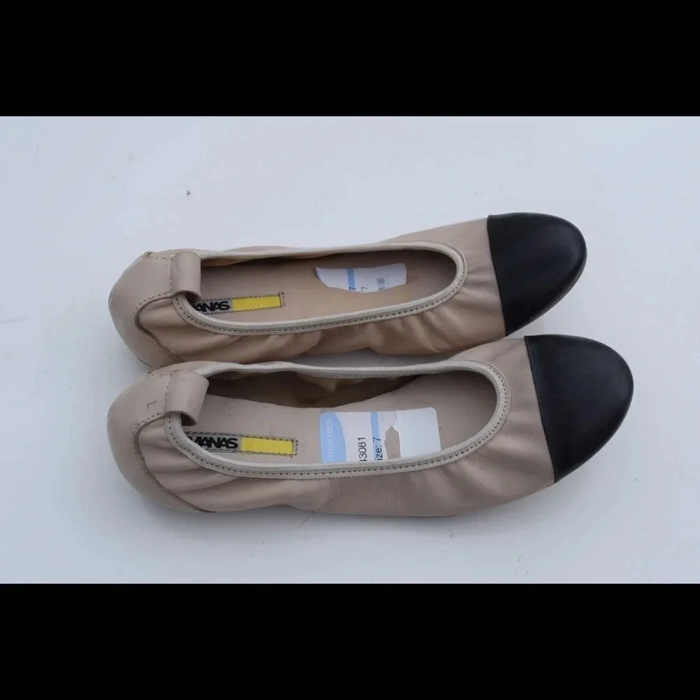 Manas ballet flats